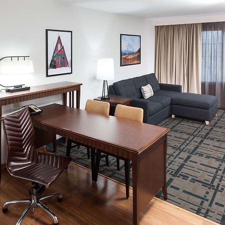 Embassy Suites Анкоридж Екстер'єр фото