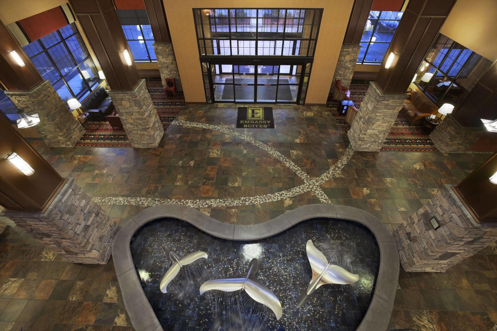Embassy Suites Анкоридж Екстер'єр фото